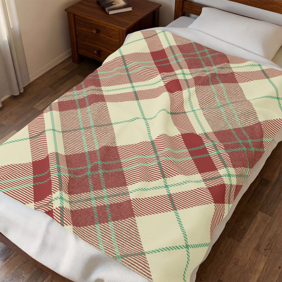 Red Green Plaid Velveteen Blanket | Cozy Tartan Throw