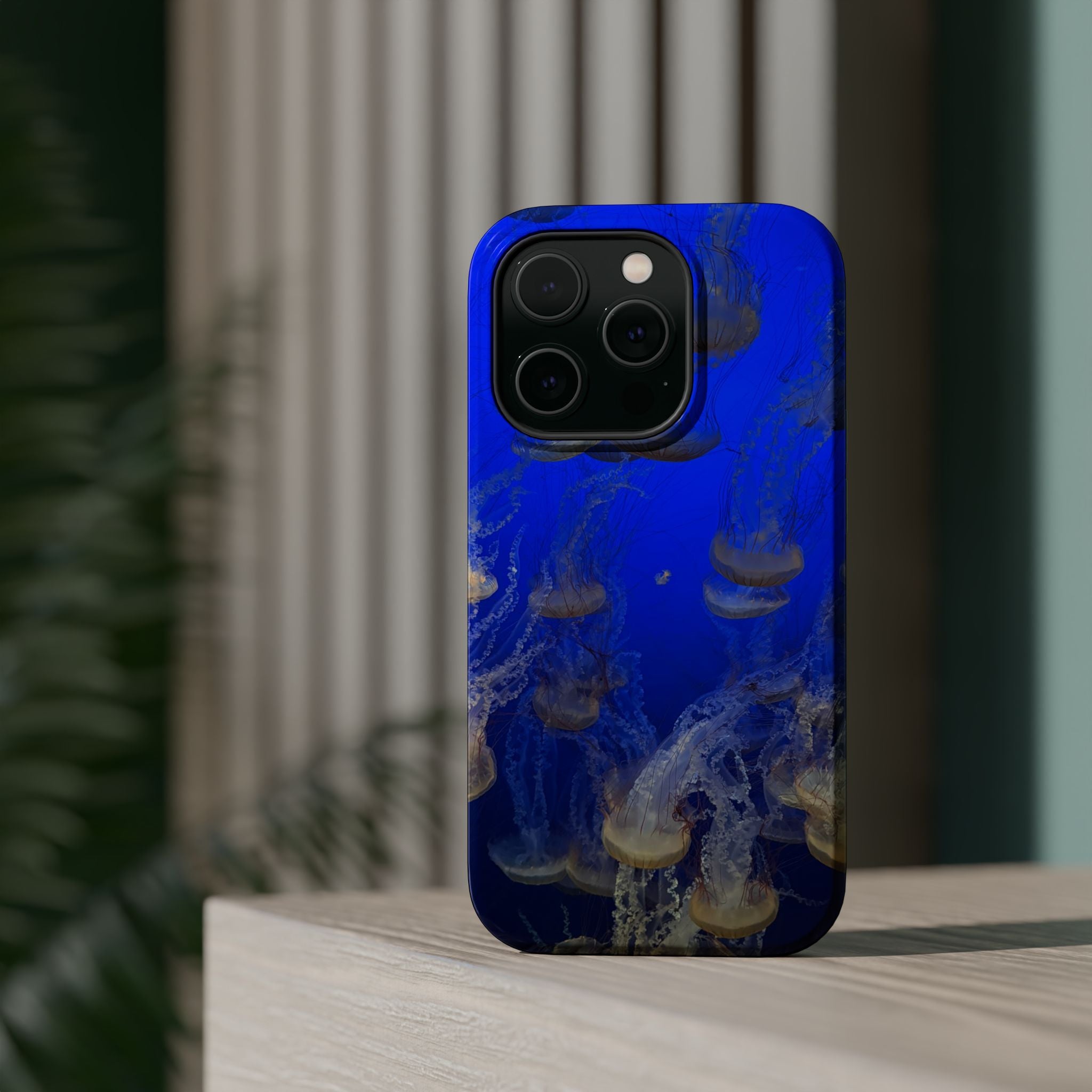 Golden Jellyfish Pattern Phone Case | Magnetic Impact-Resistant Case