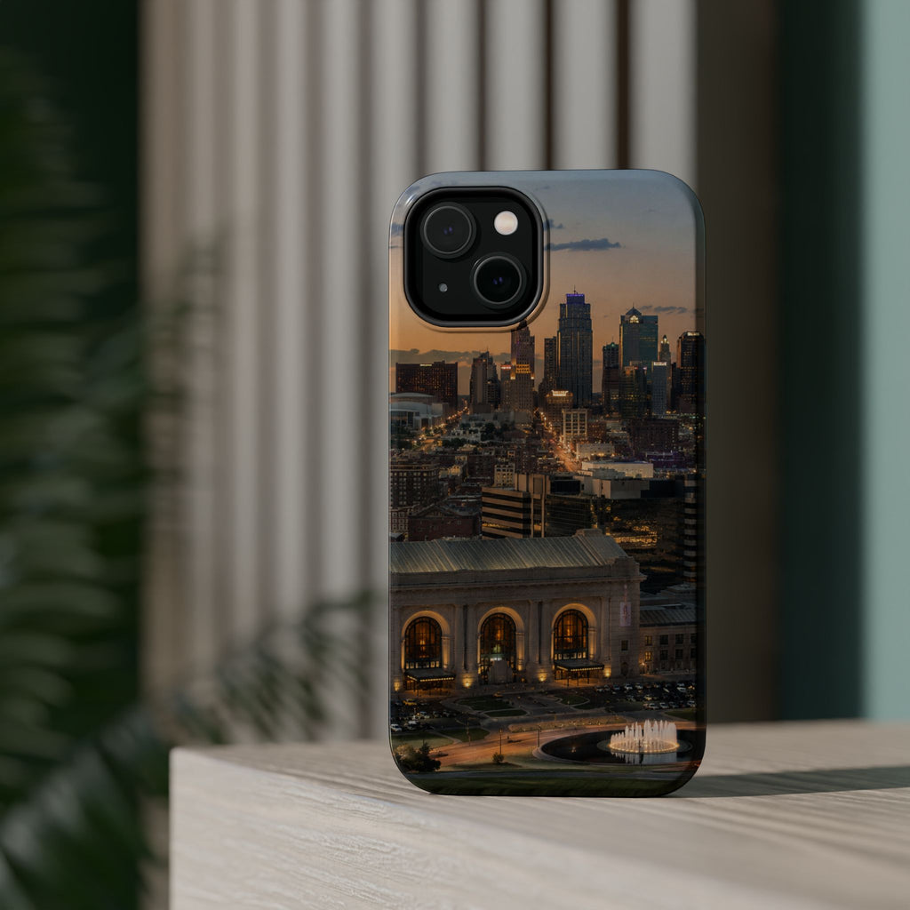 Kansas City Union Station Skyline phone case | Magnetic impact-resistant case